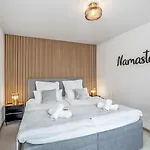 Namaste Homes - - Altstadt - 2 Schlafzimmer アパート *