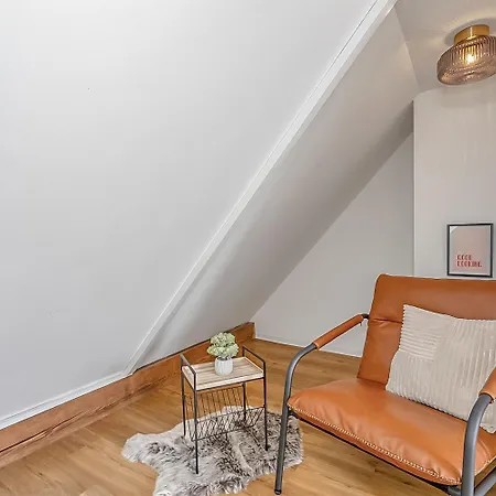 Namaste Homes - - Altstadt - 2 Schlafzimmer Διαμέρισμα *