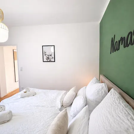 Apartmán Namaste Homes - - Altstadt - 2 Schlafzimmer *