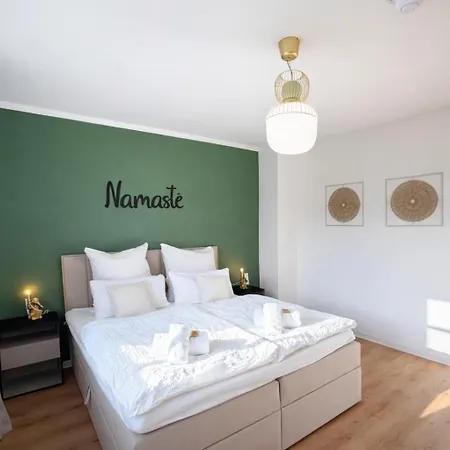 Namaste Homes - - Altstadt - 2 Schlafzimmer Apartament Bad Windsheim