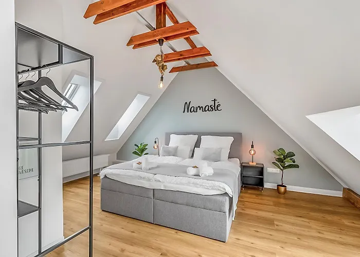 Namaste Homes - - Altstadt - 2 Schlafzimmer アパート