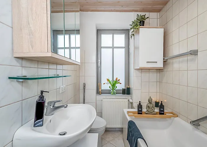 Namaste Homes - - Altstadt - 2 Schlafzimmer *