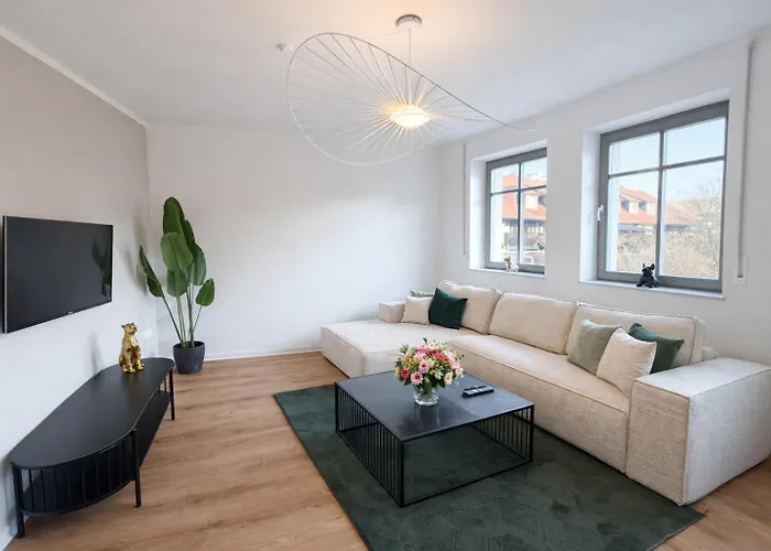 Namaste Homes - - Altstadt - 2 Schlafzimmer *